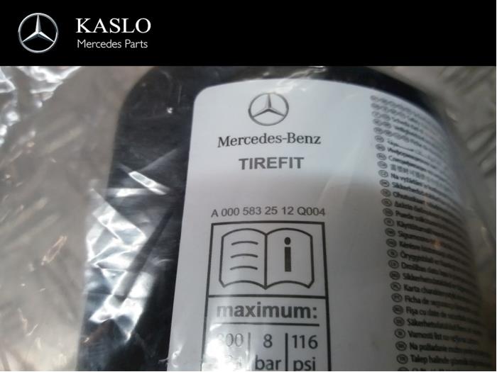Tyre repair kit from a Mercedes-Benz A (177.0) 1.3 A-200 Turbo 16V 2019
