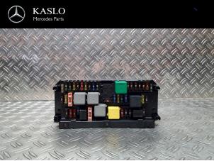 Used Fuse box Mercedes C Estate (S204) 1.8 C-180 CGI 16V Price € 150,00 Margin scheme offered by kaslo auto parts