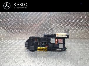 Used Fuse box Mercedes C Estate (S204) 1.8 C-180 CGI 16V Price € 100,00 Margin scheme offered by kaslo auto parts