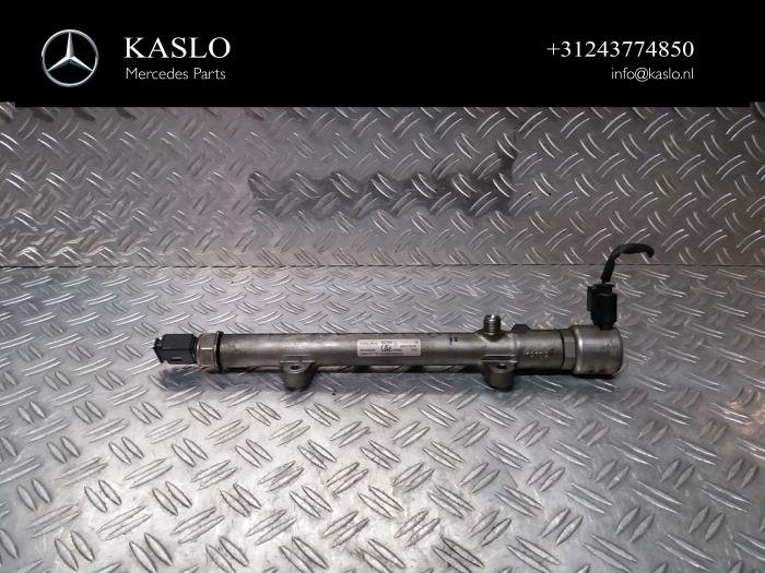 Usagé Système d'injection Mercedes E (W212) E-220 CDI 16V BlueEfficiency Prix € 40,00 Règlement à la marge proposé par kaslo auto parts