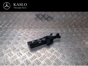 Used Headlight washer Mercedes E (W212) E-220 CDI 16V BlueEfficiency Price € 25,00 Margin scheme offered by kaslo auto parts