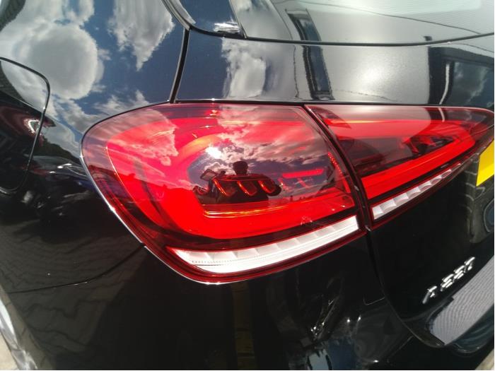 Taillight, left from a Mercedes-Benz A (177.0) 2.0 A-220 Turbo 16V 2019