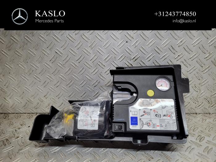 Begagnade Däckpump Mercedes B (W246/W242) 1.8 B-200 CDI BlueEFFICIENCY 16V Pris € 100,00 Marginaltabell erbjuds av kaslo auto parts