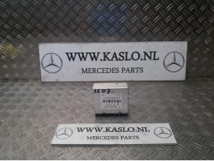 Usagé Divers Mercedes SL (R230) 3.5 SL-350 V6 24V Prix € 50,00 Règlement à la marge proposé par kaslo auto parts