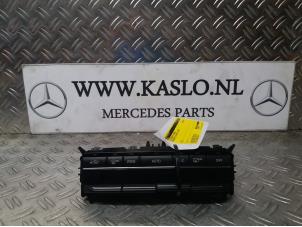 Used Climatronic panel Mercedes E (W212) E-350 BlueTec V6 24V Price € 50,00 Margin scheme offered by kaslo auto parts