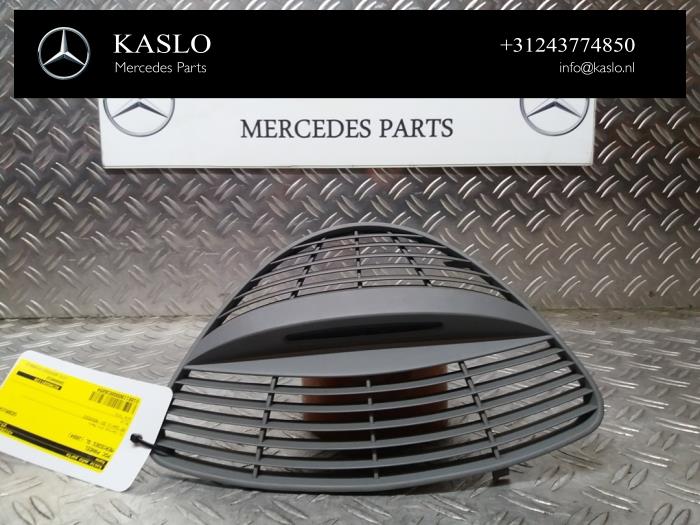 Begagnade PDC-panel Mercedes SL (R230) 3.7 SL-350 V6 18V Pris på förfrågan erbjuds av kaslo auto parts