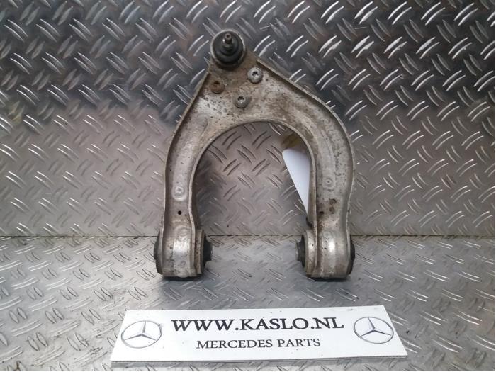 Front wishbone, right from a Mercedes-Benz SL (R230) 3.7 SL-350 V6 18V 2004