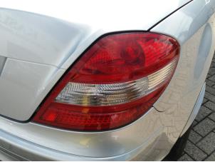Gebrauchte Rücklicht rechts Mercedes SLK (R171) 1.8 200 K 16V Preis € 60,00 Margenregelung angeboten von kaslo auto parts