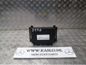 Usados Ordenador de caja automática Mercedes S (W220) 3.2 S-320 CDI 24V Precio € 40,00 Norma de margen ofrecido por kaslo auto parts