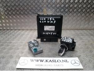 Used Ignition lock + computer Mercedes SLK (R172) 1.8 200 16V BlueEFFICIENCY Price € 350,00 Margin scheme offered by kaslo auto parts