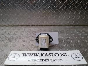 Usagé Capteur duo ESP Mercedes CLS (C219) 350 CGI 3.5 V6 24V Prix € 40,00 Règlement à la marge proposé par kaslo auto parts
