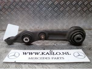 Used Front wishbone, left Mercedes CLS (C219) 350 CGI 3.5 V6 24V Price € 40,00 Margin scheme offered by kaslo auto parts