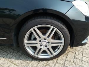 Usagé Jeu de jantes sport + pneus Mercedes E (W212) E-220 CDI 16V BlueEfficiency,BlueTEC Prix sur demande proposé par kaslo auto parts