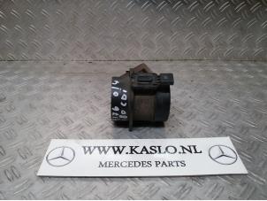 Used Air mass meter Mercedes A (W176) 1.5 A-180 CDI, A-180d 16V Price € 40,00 Margin scheme offered by kaslo auto parts