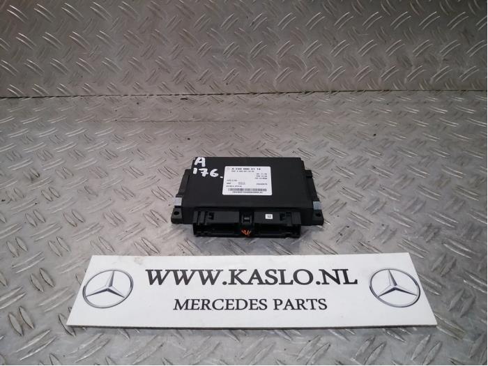Module PDC d'un Mercedes-Benz A (W176) 1.5 A-180 CDI, A-180d 16V 2014