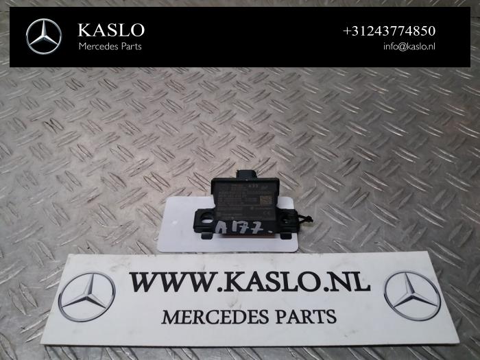Begagnade Däcktrycksmodul Mercedes A (177.0) 2.0 A-220 Turbo 16V Pris € 75,00 Marginaltabell erbjuds av kaslo auto parts