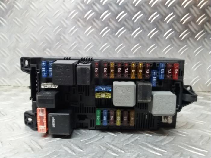 Fuse box Mercedes CLS - 2115453801 TEMIC - kaslo auto parts