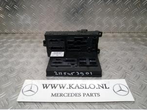 Używane Skrzynka bezpieczników Mercedes E (W211) 2.7 E-270 CDI 20V Cena € 70,00 Procedura marży oferowane przez kaslo auto parts