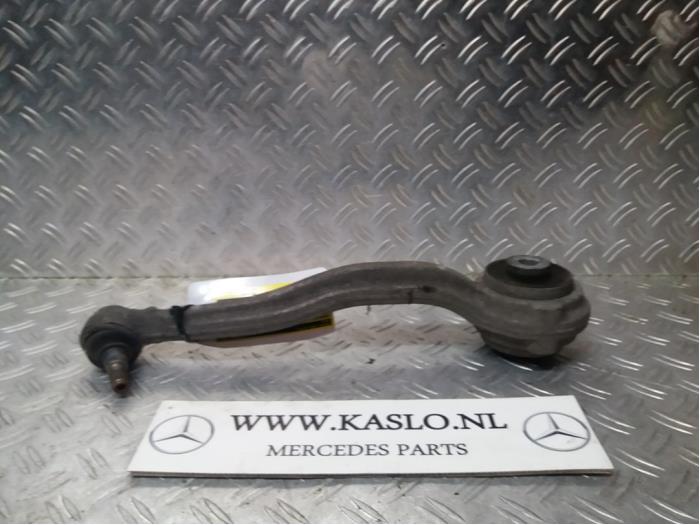 Front wishbone, left from a Mercedes-Benz SLK (R172) 2.1 250 CDI 16V BlueEFFICIENCY 2012