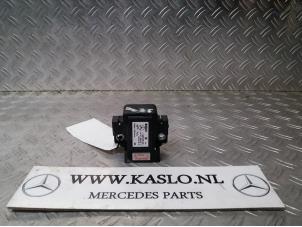 Używane Czujnik podwójny ESP Mercedes S (W220) 3.2 S-320 CDI 24V Cena € 30,00 Procedura marży oferowane przez kaslo auto parts