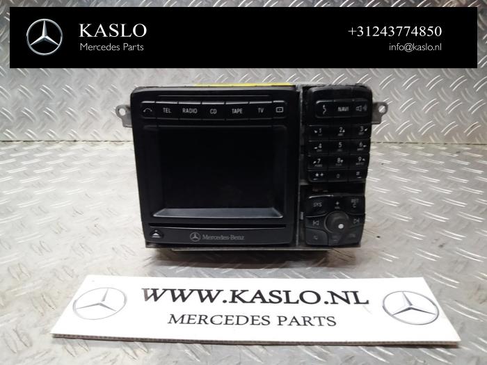 Używane System nawigacji Mercedes S (W220) 3.2 S-320 CDI 24V Cena na żądanie oferowane przez kaslo auto parts