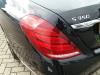 Feu arrière gauche d'un Mercedes S (W222/V222/X222), 2013 / 2020 3.0 S-350 BlueTec, S-350 d 24V, Berline, 4 portes, Diesel, 2.987cc, 190kW (258pk), RWD, OM642861, 2013-05 / 2017-05, 222.032; 222.132 2015