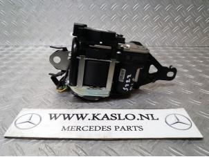 Used Front seatbelt, right Mercedes S (W222/V222/X222) 3.0 S-350 BlueTec, S-350 d 24V Price € 200,00 Margin scheme offered by kaslo auto parts