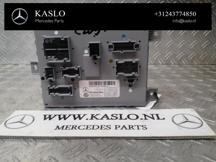 Używane Modul Comfort Mercedes C (C205) C-250d 2.2 16V BlueTEC Cena € 75,00 Procedura marży oferowane przez kaslo auto parts