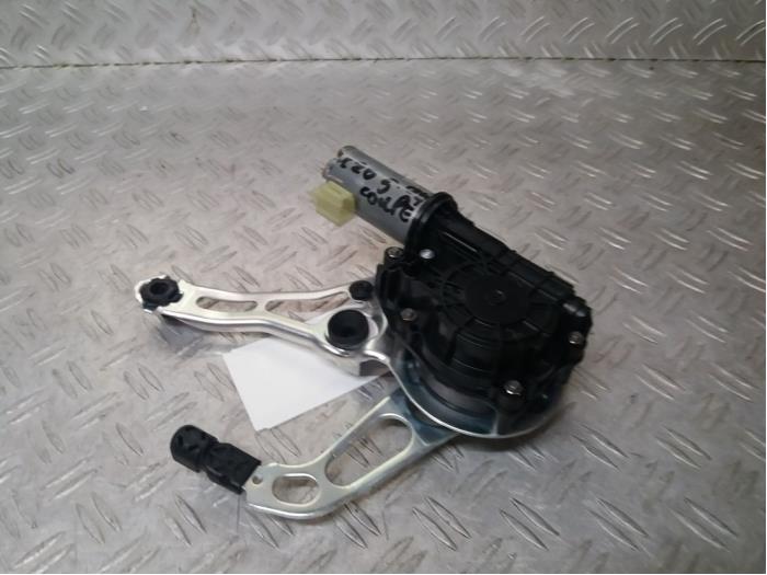 Tailgate motor from a Mercedes-Benz C (C205) C-250d 2.2 16V BlueTEC 2017