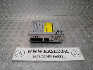 Used Radio amplifier Mercedes CLS (C219) 320 CDI 24V Price € 100,00 Margin scheme offered by kaslo auto parts