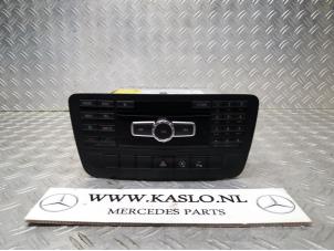 Used Navigation system Mercedes A (W176) 1.8 A-200 CDI 16V Price € 300,00 Margin scheme offered by kaslo auto parts