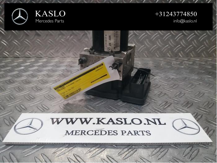 Usagé Bloc ABS Mercedes C (W204) 2.2 C-220 CDI 16V BlueEFFICIENCY Prix € 200,00 Règlement à la marge proposé par kaslo auto parts