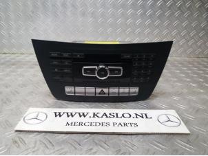 Usagé Panneau de commandes navigation Mercedes C (W204) Prix € 300,00 Règlement à la marge proposé par kaslo auto parts