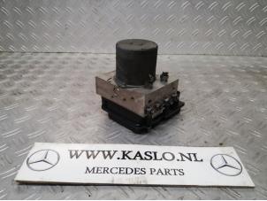 Used ABS pump Mercedes E (C207) E-350 CDI V6 24V Price € 150,00 Margin scheme offered by kaslo auto parts