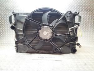 Usagé Ventilateur radiateur Mercedes S (W221) 3.0 S-320 CDI 24V Prix € 250,00 Règlement à la marge proposé par kaslo auto parts