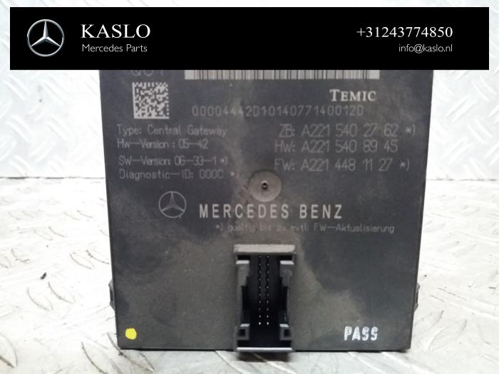 Gateway module Mercedes S 3.0 S-320 CDI 24V - A2215402762 TEMIC