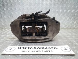 Used Front brake calliper, right Mercedes S (W222/V222/X222) 3.0 S-350 BlueTec, S-350 d 24V Price € 100,00 Margin scheme offered by kaslo auto parts