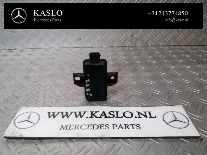 Begagnade Däcktrycksmodul Mercedes S (222.0/222.1) 3.0 S-350 BlueTEC, S-350d 24V Pris € 25,00 Marginaltabell erbjuds av kaslo auto parts