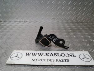 Usagé Capteur (divers) Mercedes S (W222/V222/X222) 3.0 S-350 BlueTec, S-350 d 24V Prix € 50,00 Règlement à la marge proposé par kaslo auto parts