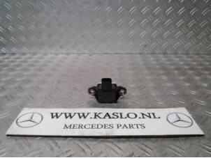 Używane Czujnik predkosci Mercedes S (W222/V222/X222) 3.0 S-350 BlueTec, S-350 d 24V Cena € 30,00 Procedura marży oferowane przez kaslo auto parts