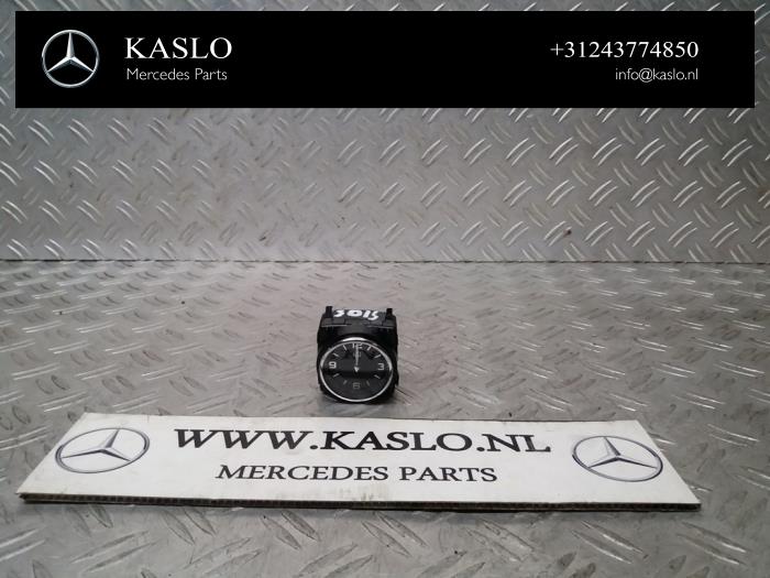 Begagnade Klocka Mercedes S (222.0/222.1) 3.0 S-350 BlueTEC, S-350d 24V Pris € 75,00 Marginaltabell erbjuds av kaslo auto parts