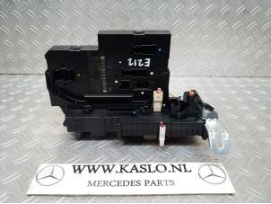 Used Fuse box Mercedes E (W212) E-220 CDI 16V BlueTEC Price € 150,00 Margin scheme offered by kaslo auto parts
