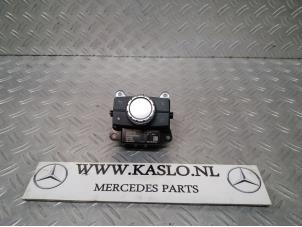 Used I-Drive knob Mercedes E (W212) E-220 CDI 16V BlueTEC Price € 75,00 Margin scheme offered by kaslo auto parts