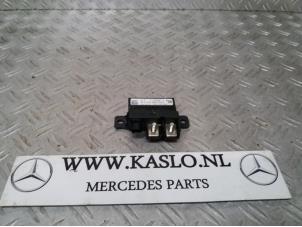 Usagé Relais Mercedes E (W212) E-220 CDI 16V BlueEfficiency Prix € 30,00 Règlement à la marge proposé par kaslo auto parts