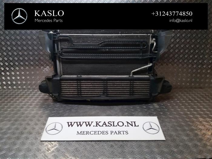 Usados Intercooler Mercedes E (W212) E-220 CDI 16V BlueEfficiency Precio € 50,00 Norma de margen ofrecido por kaslo auto parts
