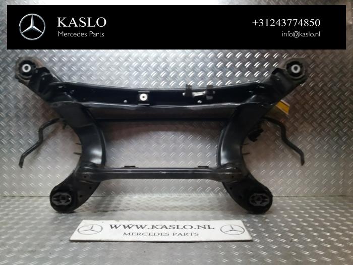 Begagnade Underram Mercedes C (W205) C-300 2.0 Turbo 16V Pris € 175,00 Marginaltabell erbjuds av kaslo auto parts