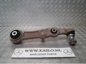 Used Front wishbone, right Mercedes C (W205) C-300 2.0 Turbo 16V Price € 75,00 Margin scheme offered by kaslo auto parts