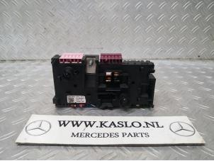 Used Fuse box Mercedes C (W205) C-300 2.0 Turbo 16V Price € 100,00 Margin scheme offered by kaslo auto parts