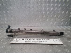 Used Fuel injector nozzle Mercedes A (W169) 2.0 A-180 CDI 16V Price € 100,00 Margin scheme offered by kaslo auto parts