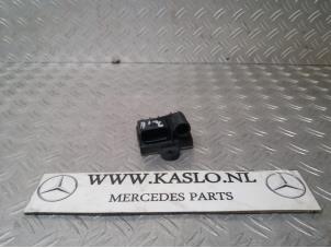 Usados Relé Mercedes A (W176) 1.5 A-180 CDI, A-180d 16V Precio € 30,00 Norma de margen ofrecido por kaslo auto parts